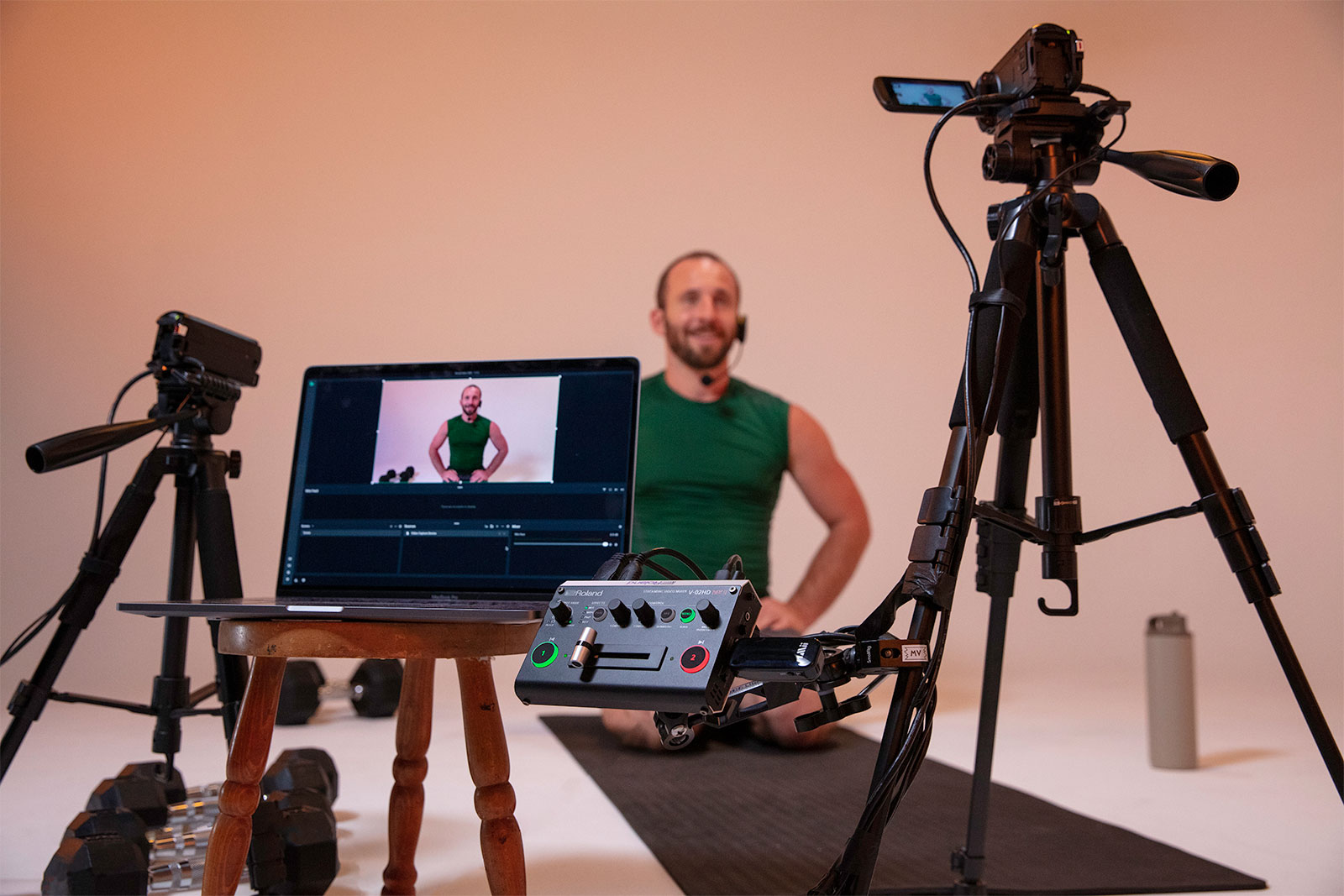 Roland - Choosing the Best Software Solution for Livestreaming