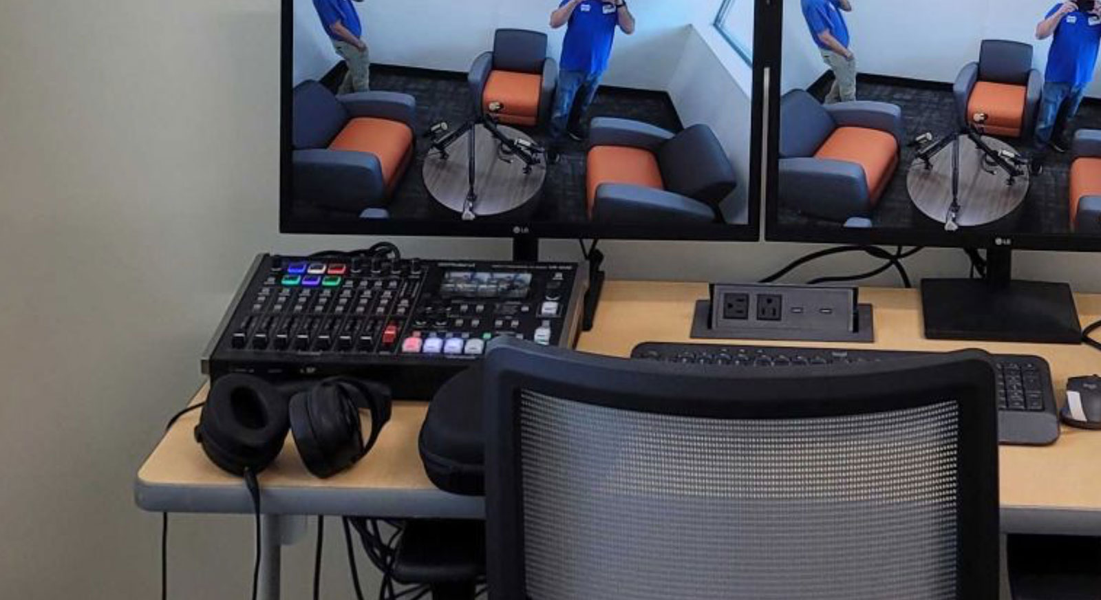The Promise Career Institute Roland VR-6HD