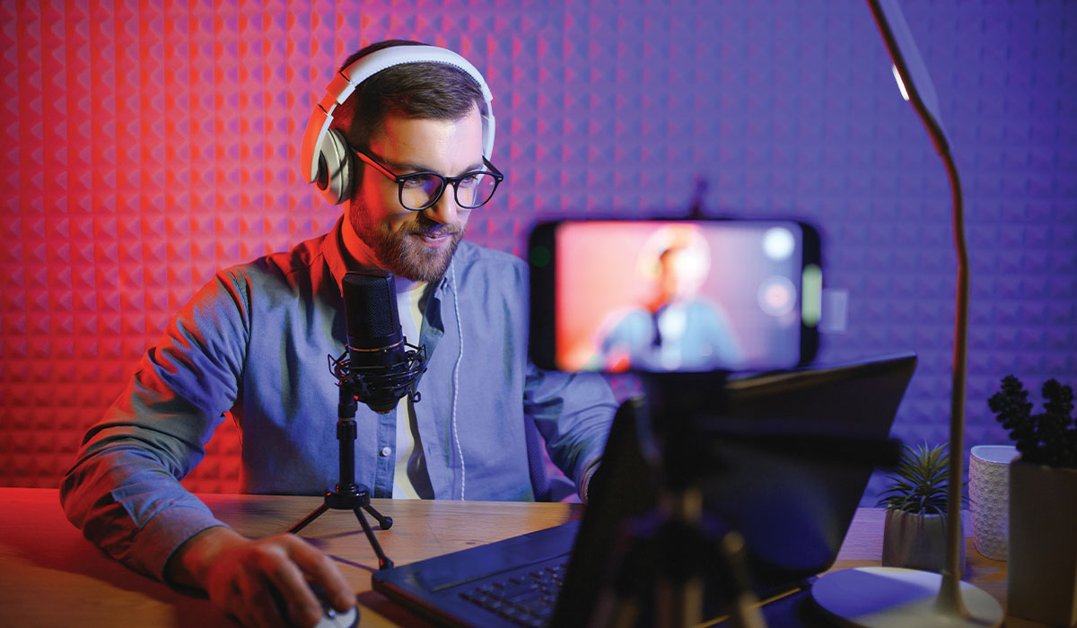 Getting Started Sharing Content with Livestreaming