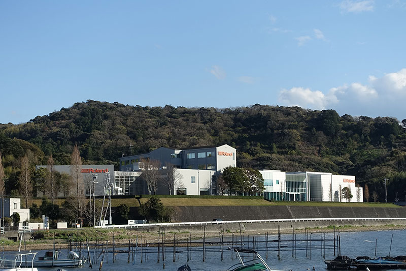 Roland Hamamatsu Research Institute with a look at Lake Hamana