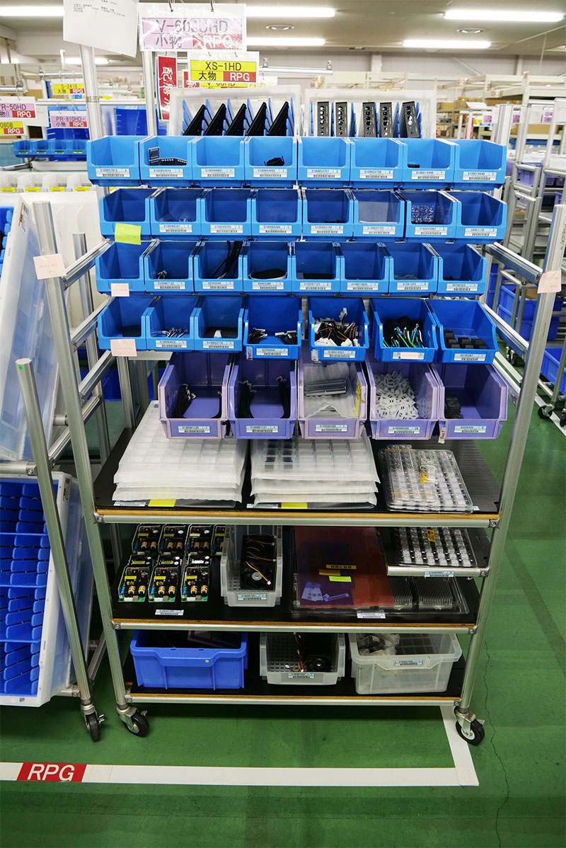 The complete set of Roland V-600UHD parts.