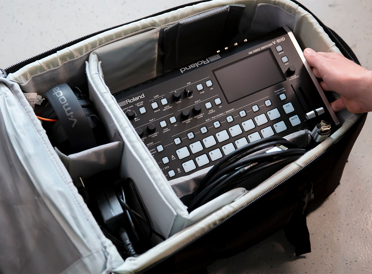 Roland V-8HD