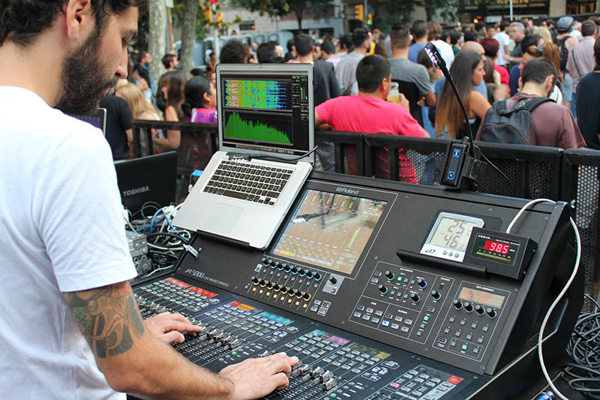 FOH Engineer Jordi Brugues at the Roland M-5000 at the Barcelona Acció Musical (BAM) Festival.