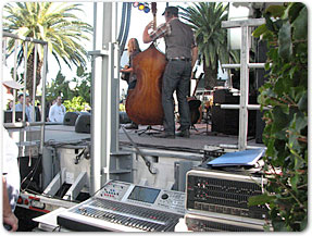 Wanna Play Stage
