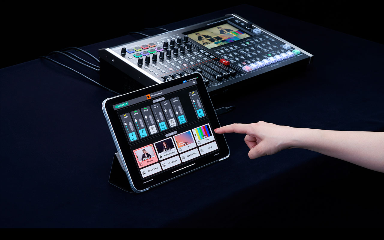 Roland VR-120HD and VenuSet control panel app