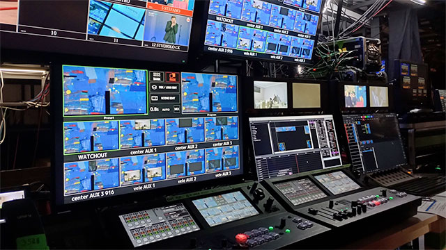 Roland Pro A/V - VR-400UHD | 4K Streaming AV Mixer