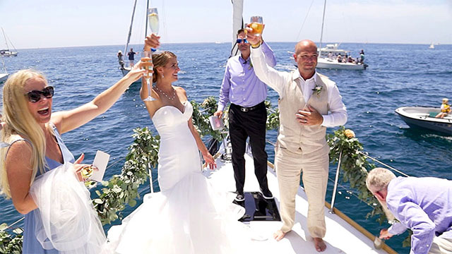All Because He Asked: Unvergessliche Hochzeitserinnerungen mit dem Roland V-8HD
