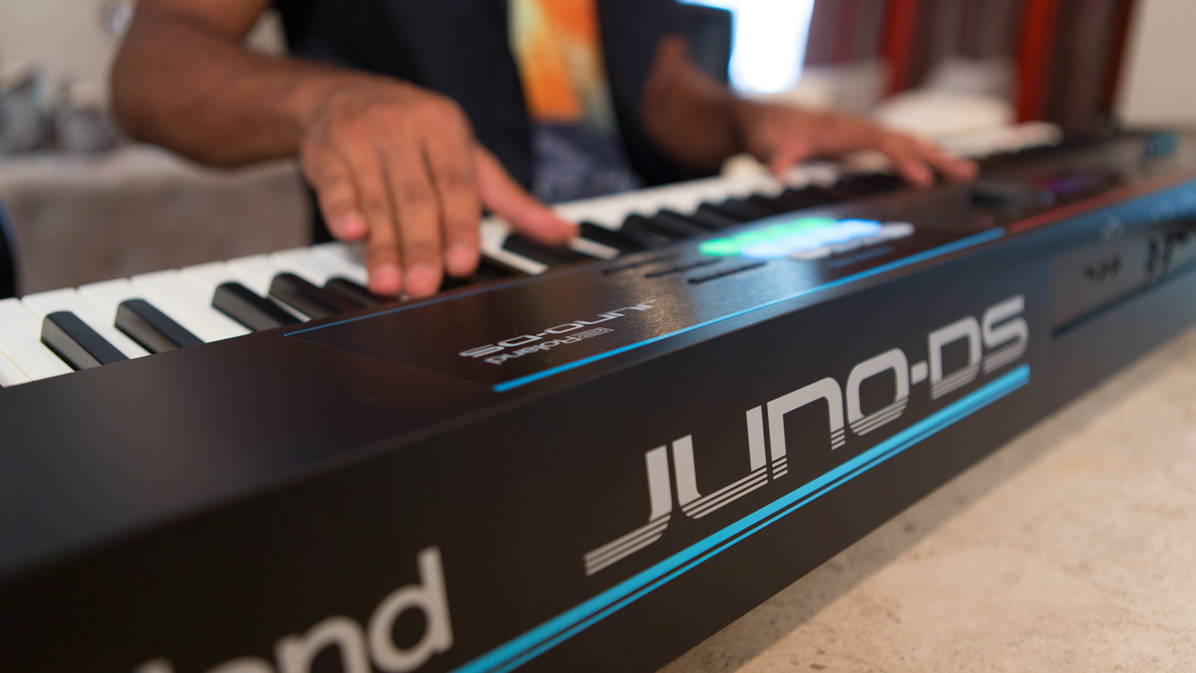 Roland - JUNO-DS88 | Synthesizer