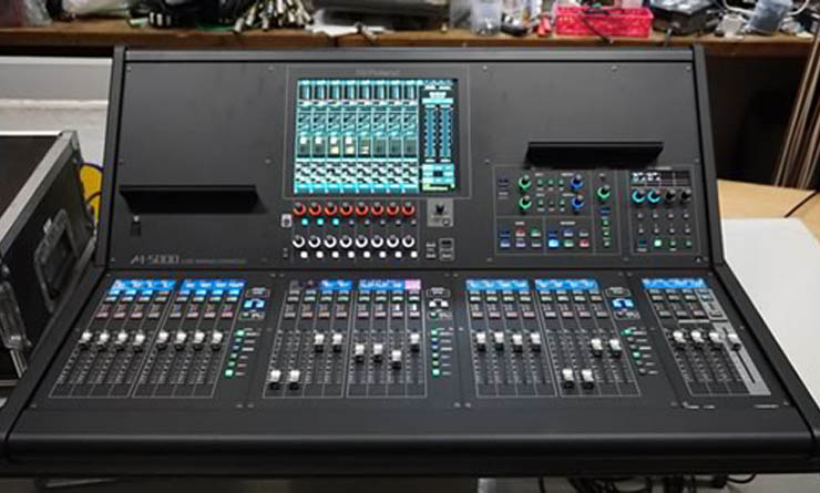 エフエム沖縄が導入したローランドO.H.R.C.A M-5000