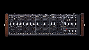 シンセサイザーの音作りに必要な5つのモジュールを組み込んだモジュラー型アナログシンセサイザーのセット販売を開始